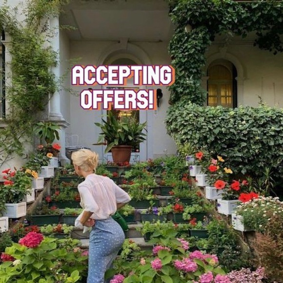 I’m accepting reasonable offers!!! - Picture 1 of 1